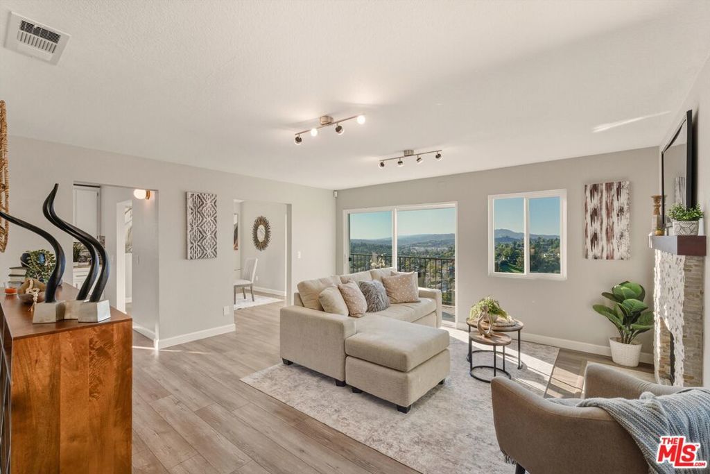 Photo of Listing #26659531