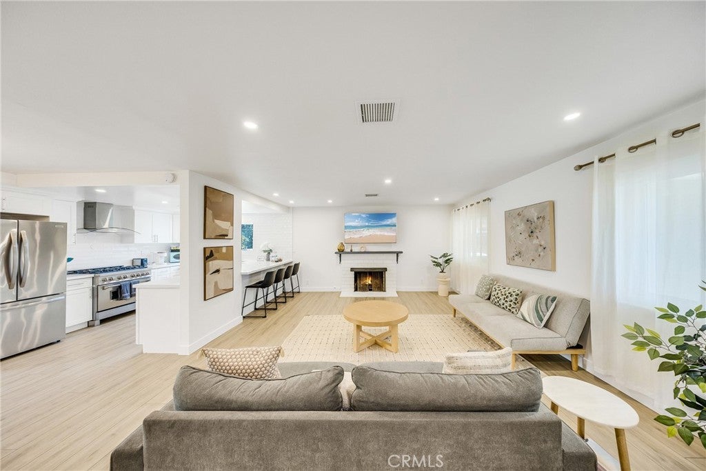 Photo of Listing #OC26047991