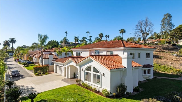 1320 N Raymond, Fullerton