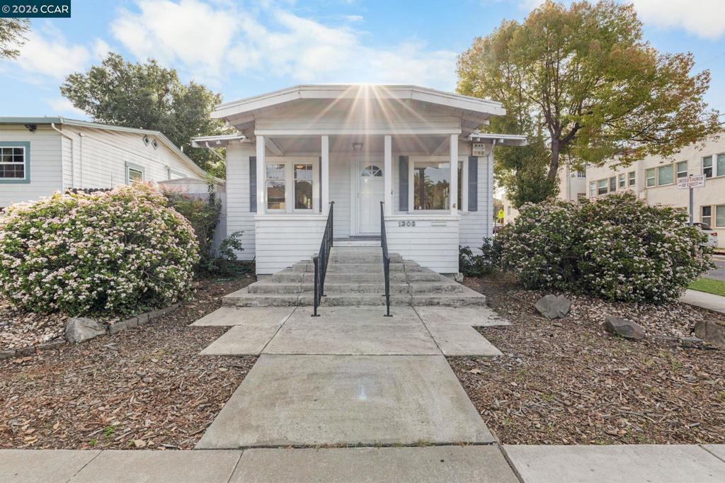 Photo of Listing #41126221