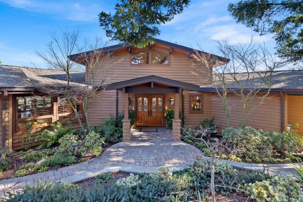 Photo of Listing #ML82035654