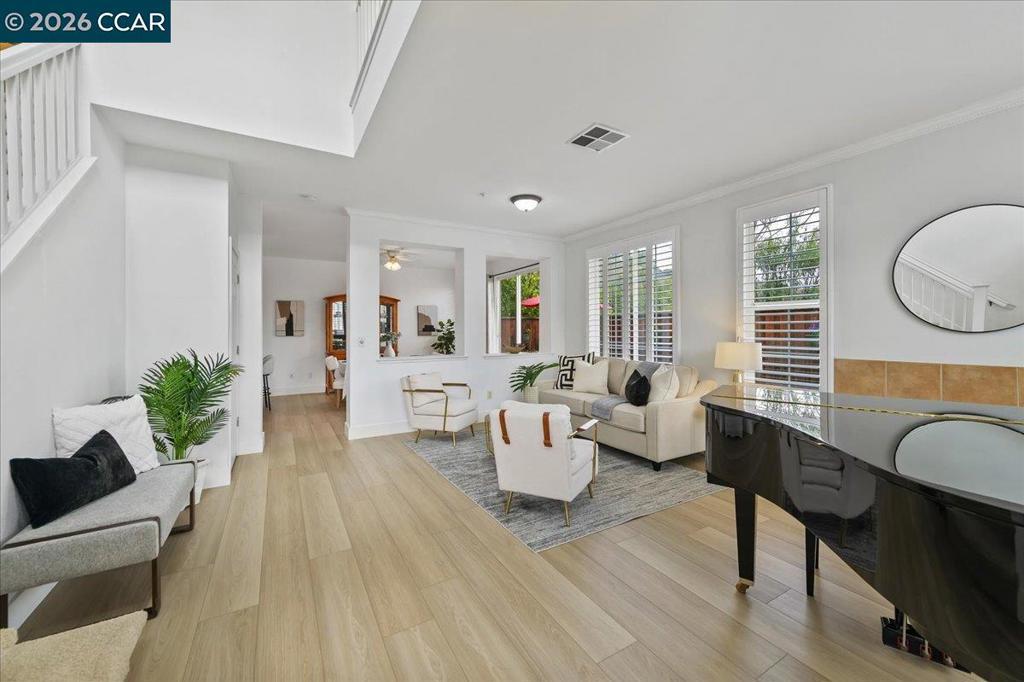 Photo of Listing #41126225