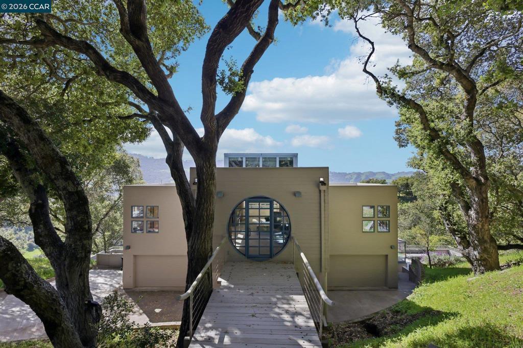 Photo of Listing #41126228