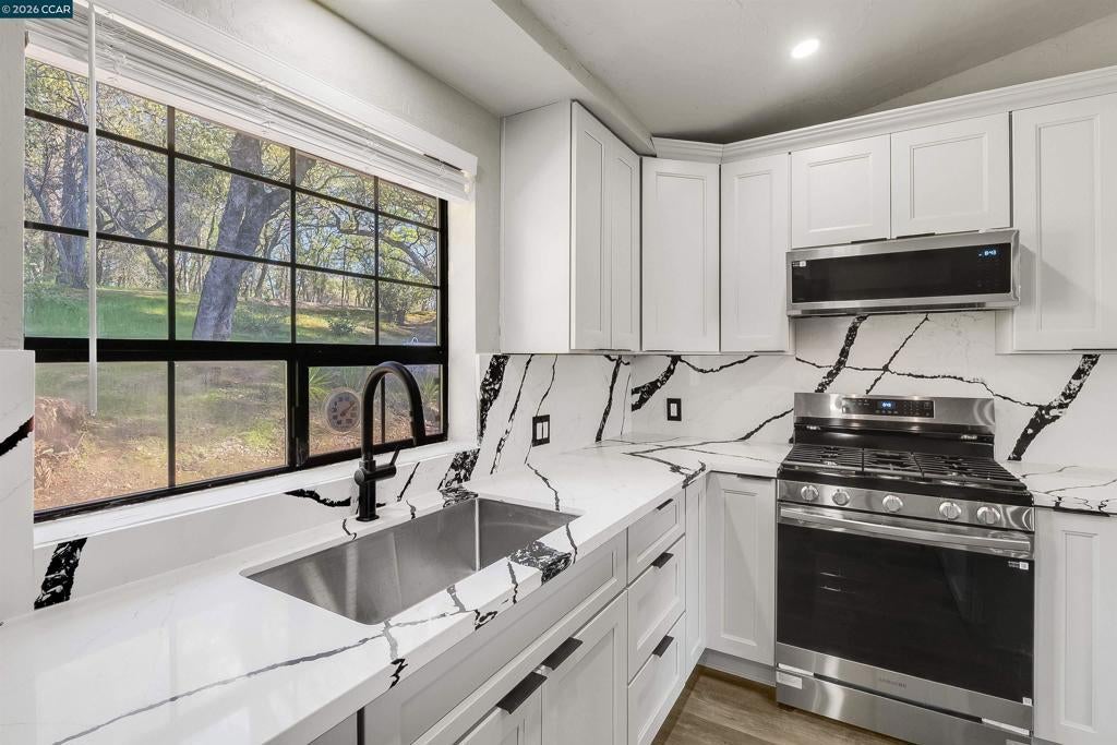 Photo of Listing #41126239