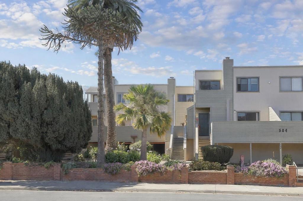 504 Ocean Avenue 4, Monterey