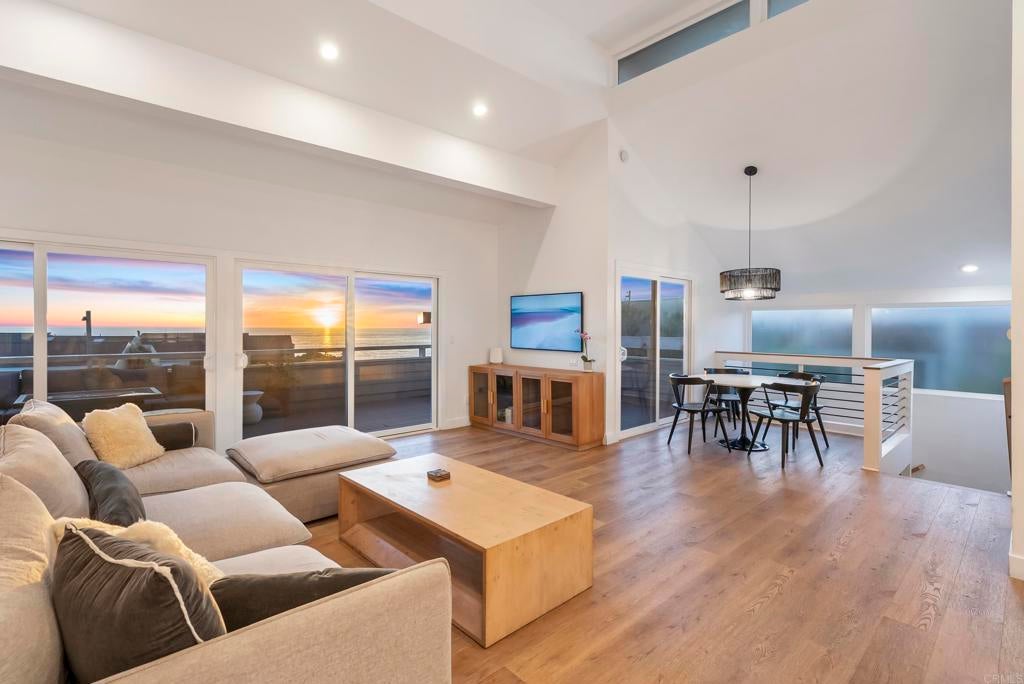 1875 Parliament Drive, Encinitas