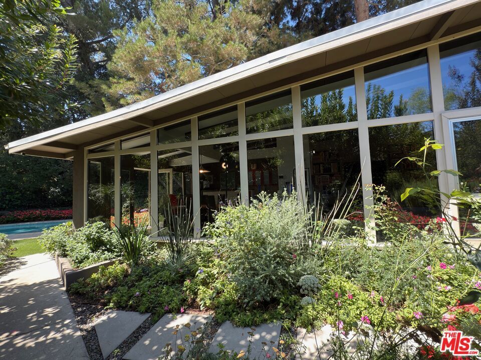 Photo of Listing #26659693