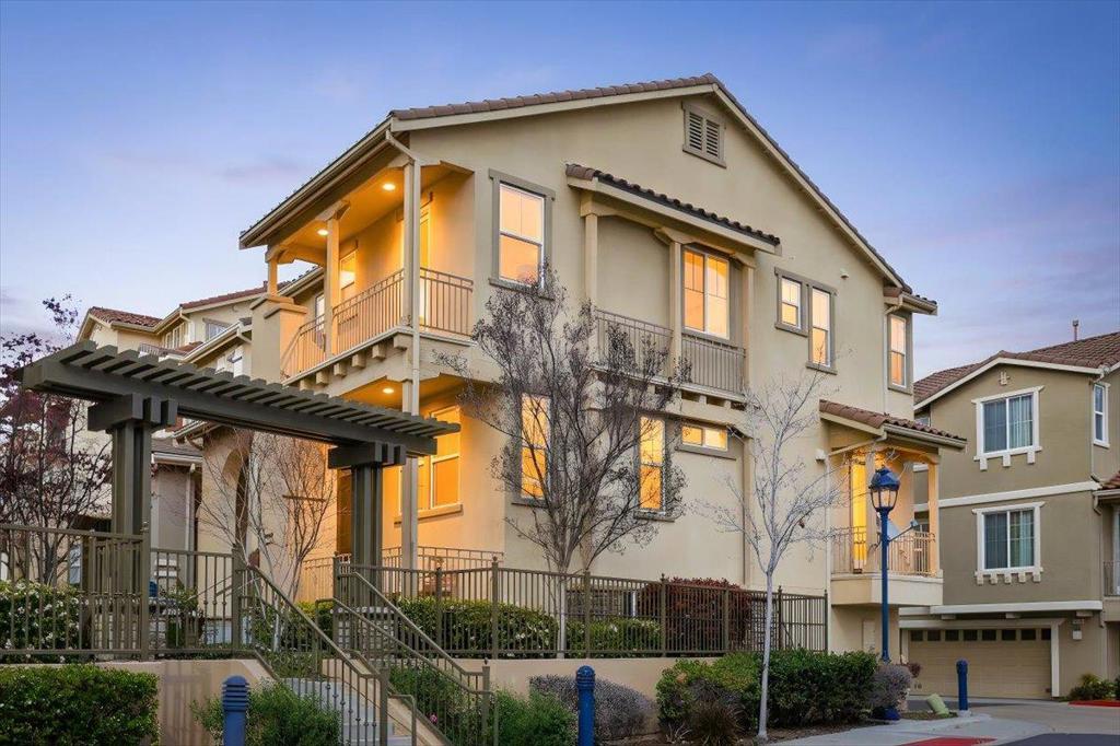 Photo of Listing #ML82037538