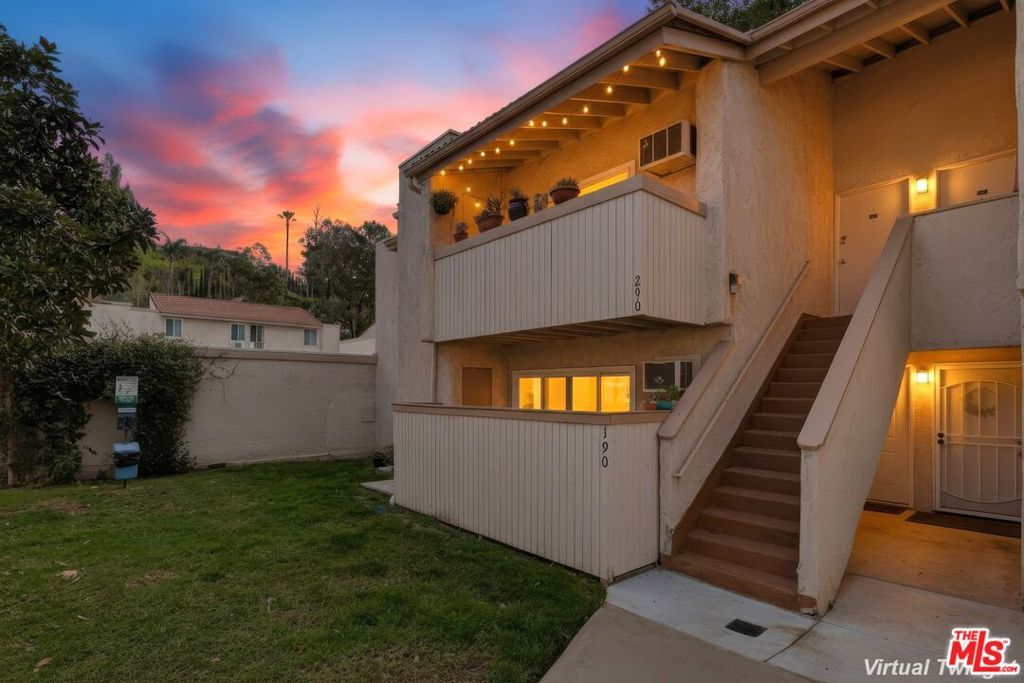 28915 Thousand Oaks Boulevard 190, Agoura Hills