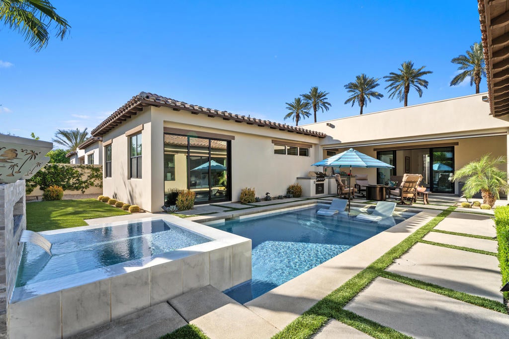 Photo of Listing #219144373DA