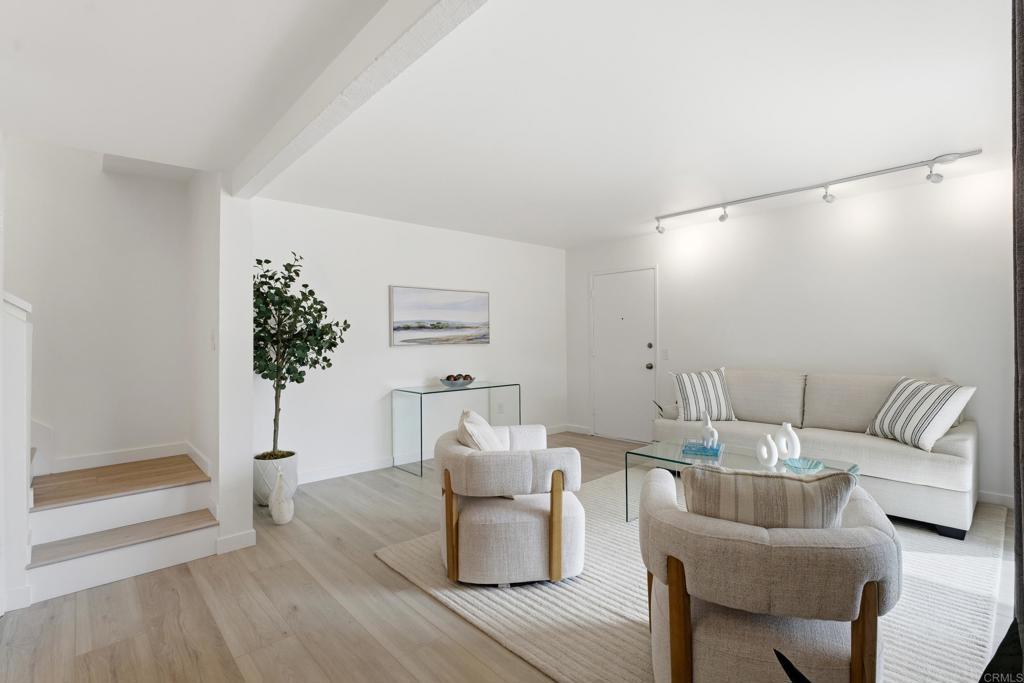 1089 Woodlake Drive, Cardiff By The Sea