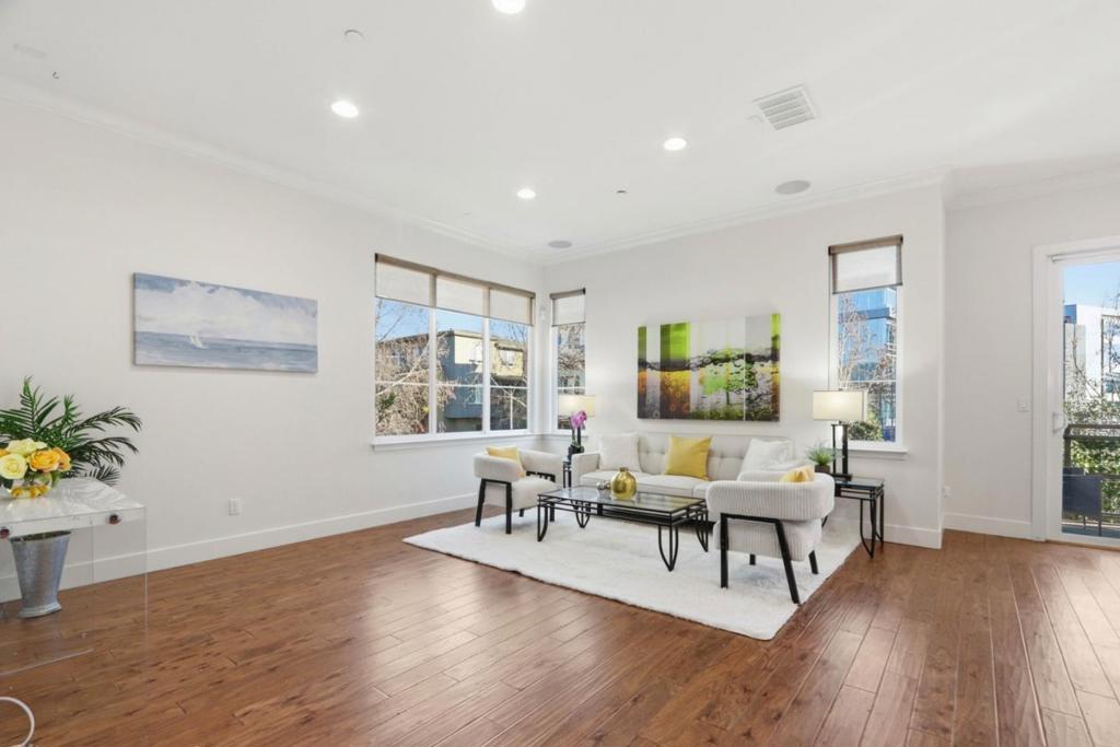 289 Odyssey Lane, Milpitas