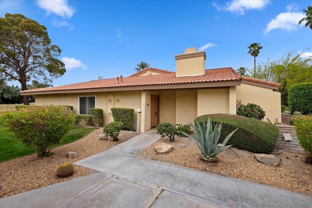 2671 N Whitewater Club Drive, Palm Springs