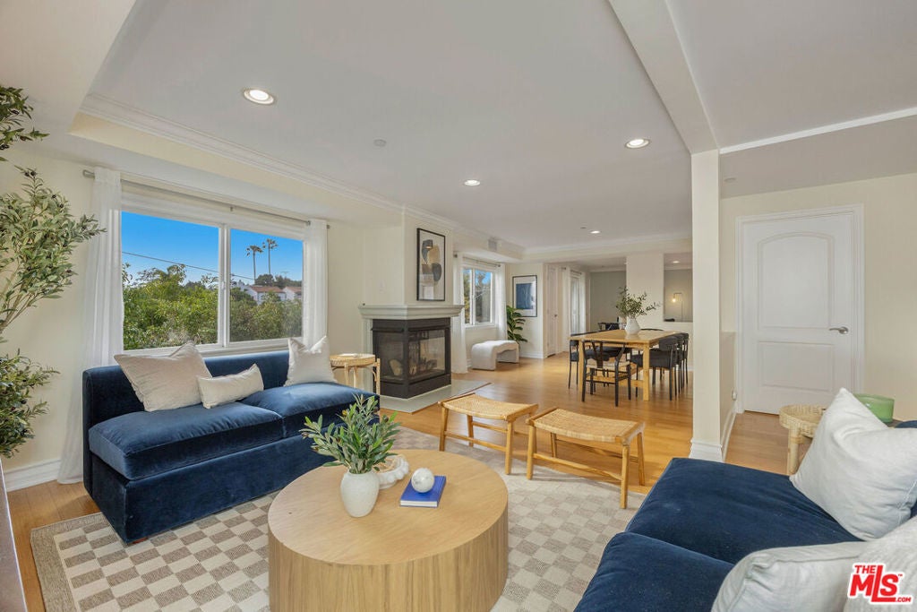 Photo of Listing #26660185