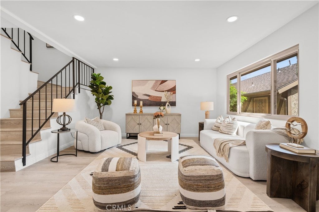 313 Almansor Street 9, Alhambra