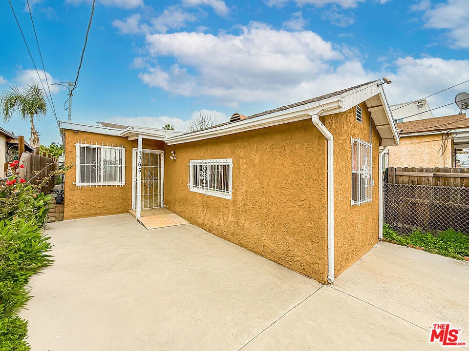 Photo of Listing #26661135