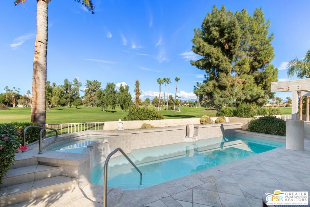 188 Kavenish Drive, Rancho Mirage