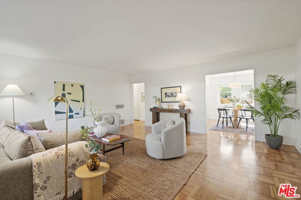 Photo of Listing #26661487