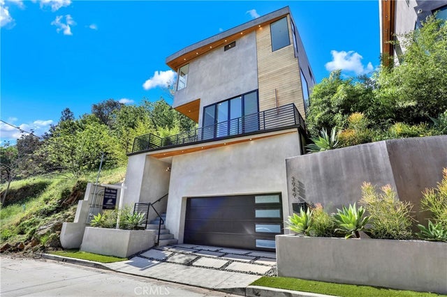 3949 Glenalbyn Drive, Los Angeles