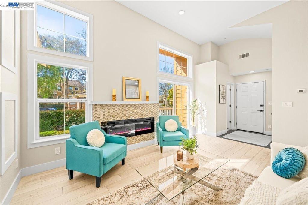 Photo of Listing #41126435