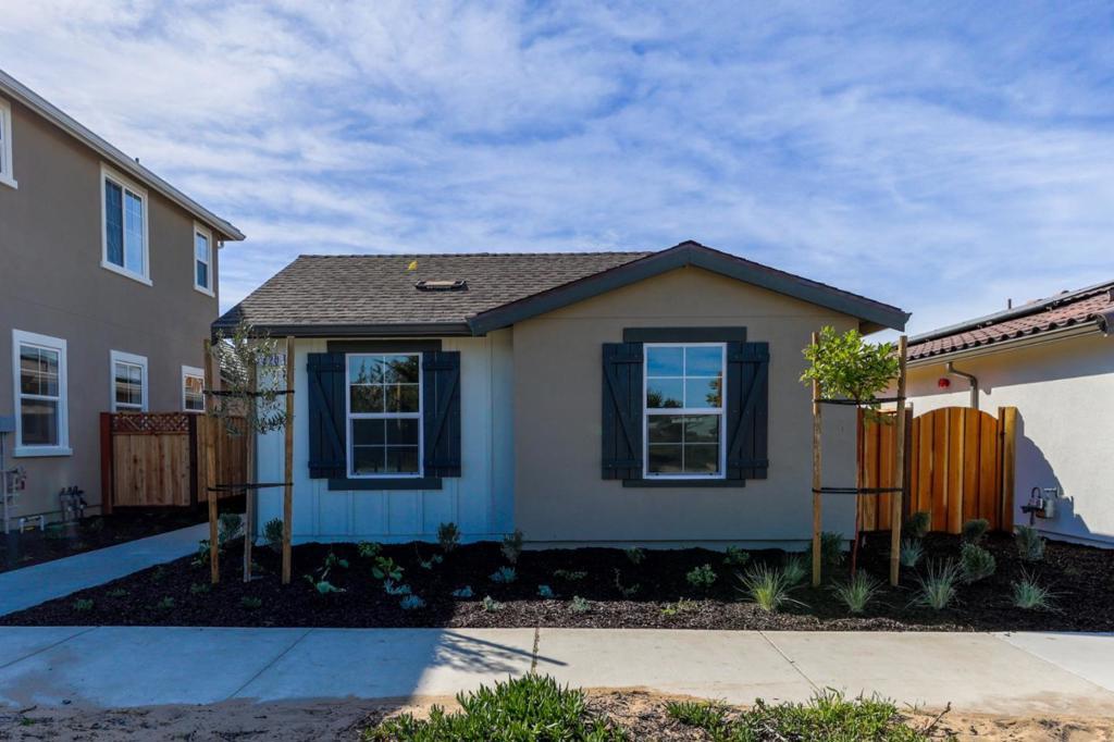 Photo of Listing #ML82037704