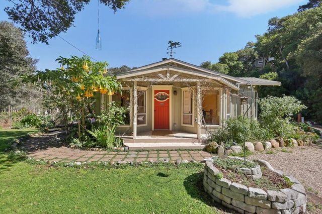 122 Strawberry Canyon Road, Royal Oaks