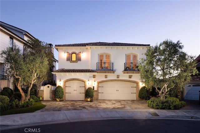 16111 Santa Barbara Lane, Huntington Beach