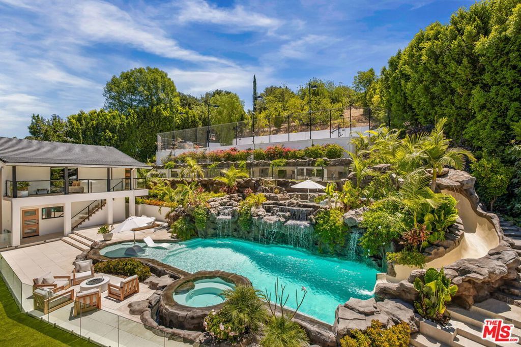 Photo of Listing #26658727