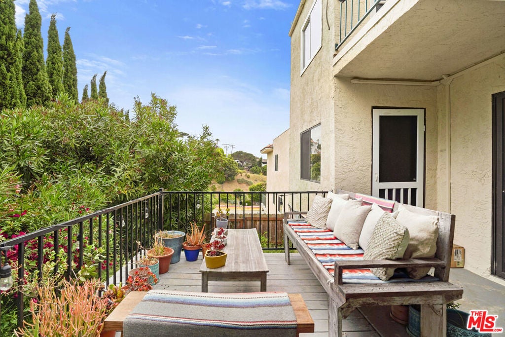 6472 Cavalleri Road, Malibu