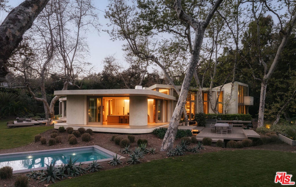 Photo of Listing #26654887