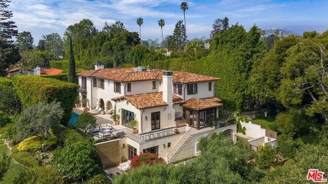 182 N Carmelina Avenue, Los Angeles