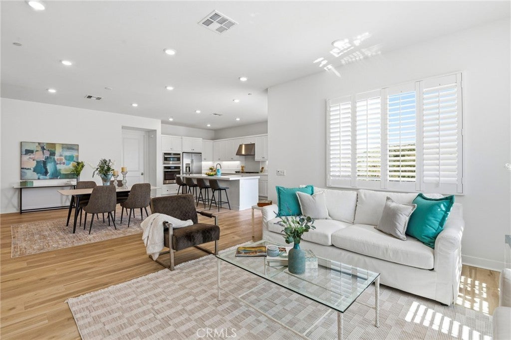 Photo of Listing #OC26050834