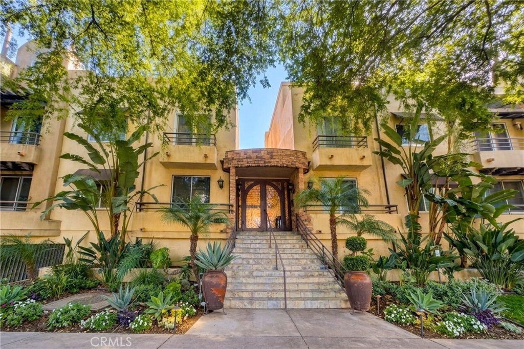 4128 Whitsett 101, Studio City