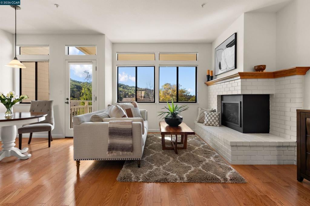 Photo of Listing #41126507