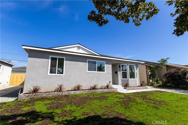 4642 Vangold, Lakewood