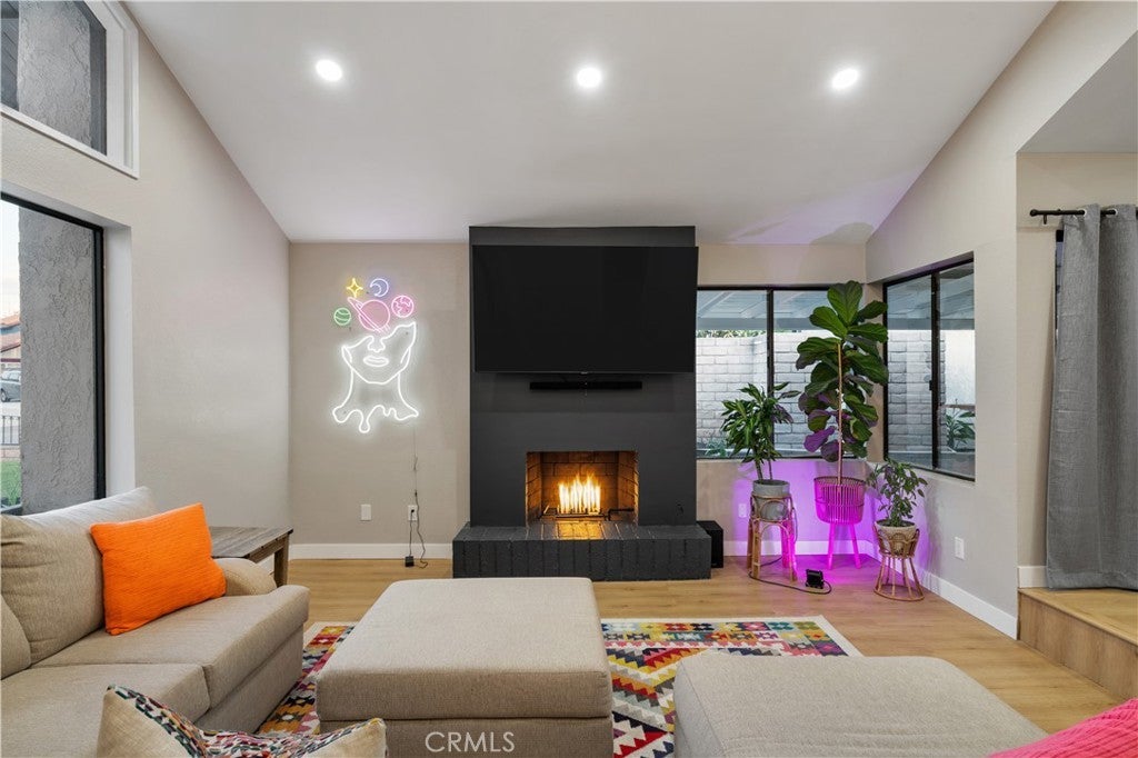 Photo of Listing #CV26051809