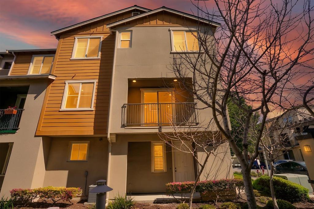 1297 Coyote Creek Way, Milpitas