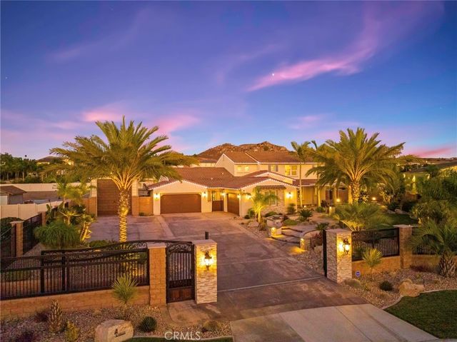 16555 Via Los Caballeros, Riverside