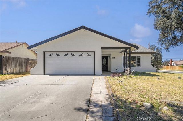 917 Renee, Redlands