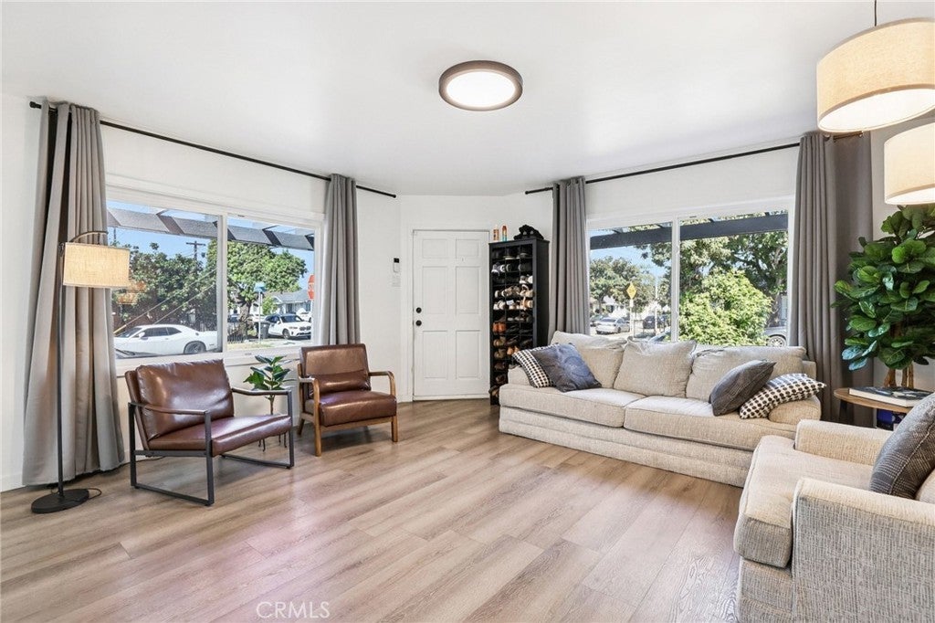 Photo of Listing #SB26052255