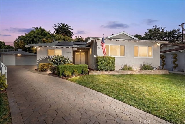 13913 Sunset Dr, Whittier