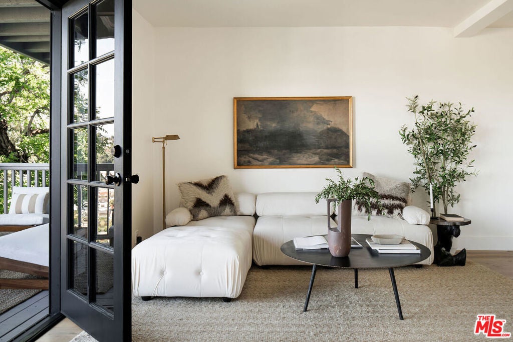 Photo of Listing #26659959