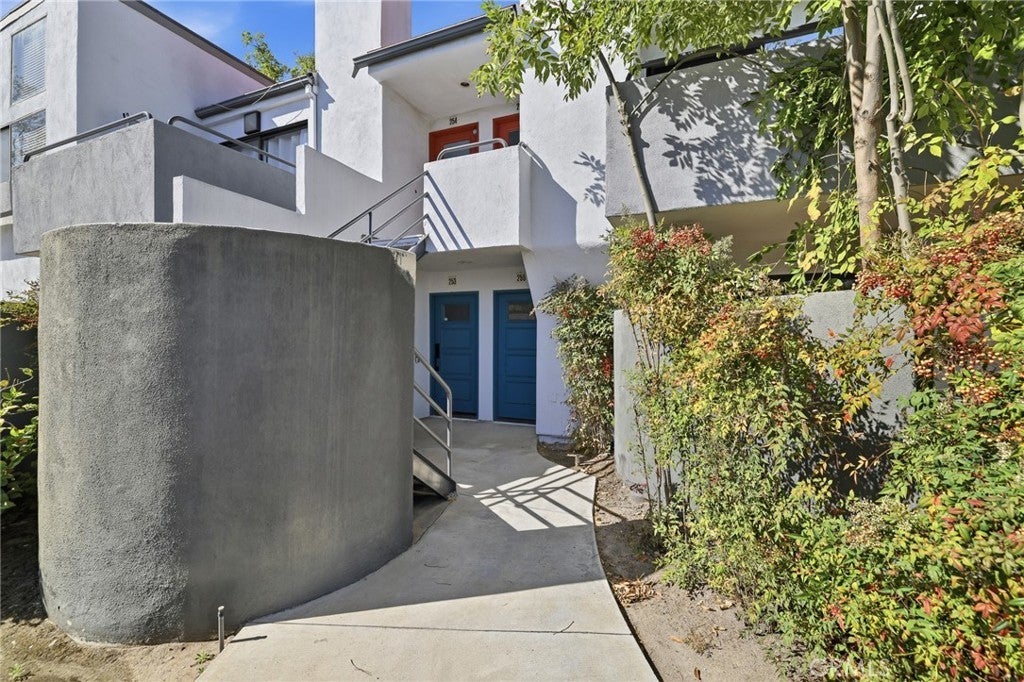 2506 Chandler Avenue 255, Simi Valley