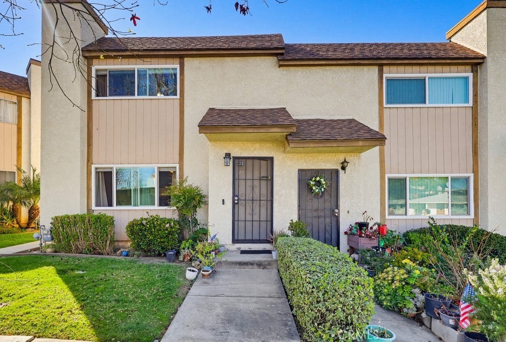 13470 Meyer 22, Whittier
