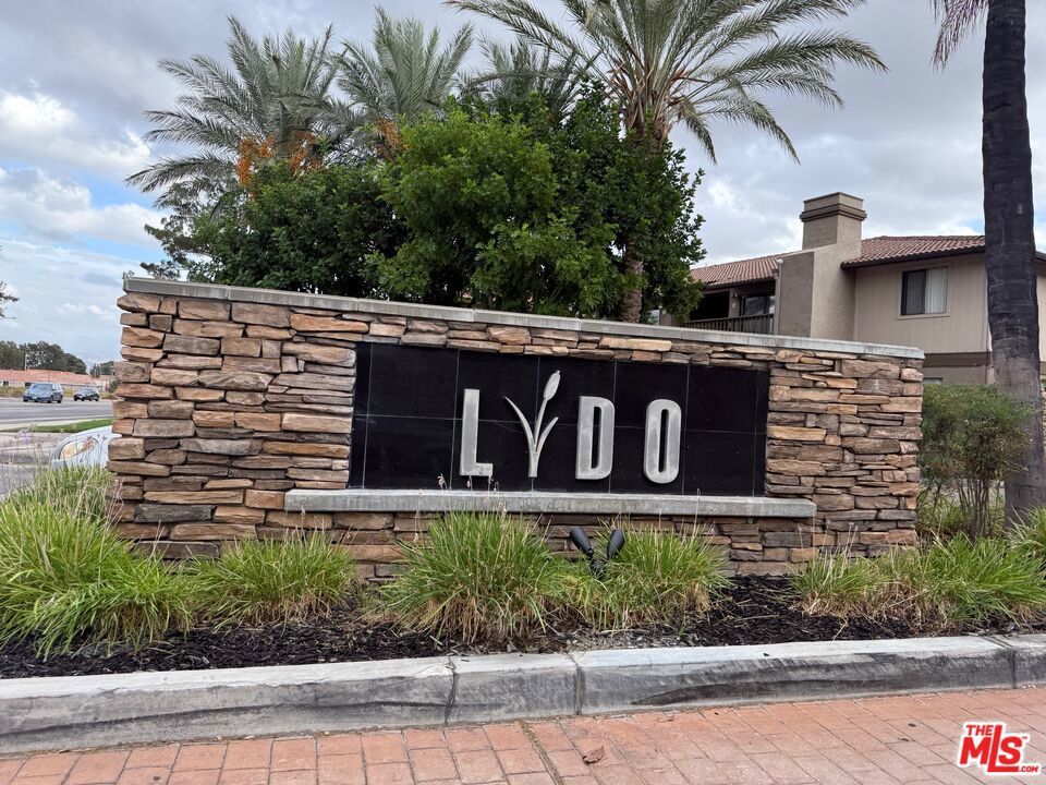 1265 Kendall Drive 6i5, San Bernardino