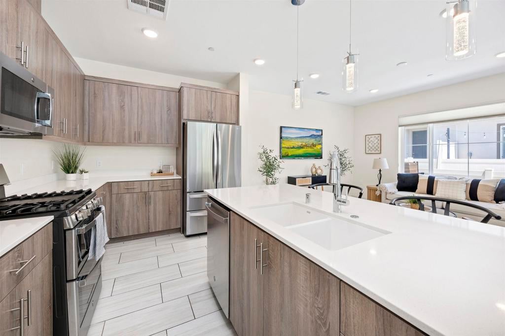 Photo of Listing #NDP2602274