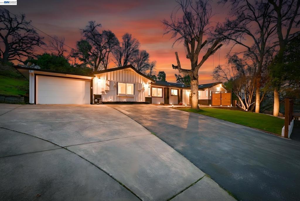 Photo of Listing #41126632