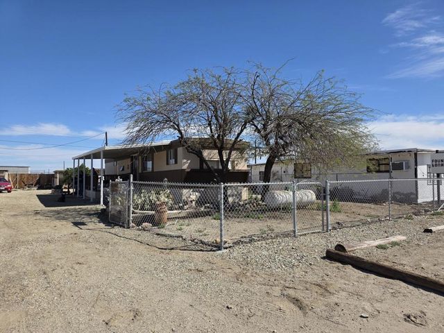 9554 Avenue E, Bombay Beach
