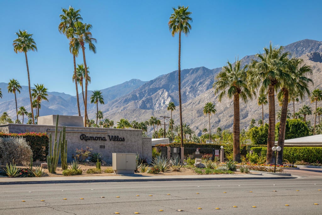 1111 Ramon 53, Palm Springs