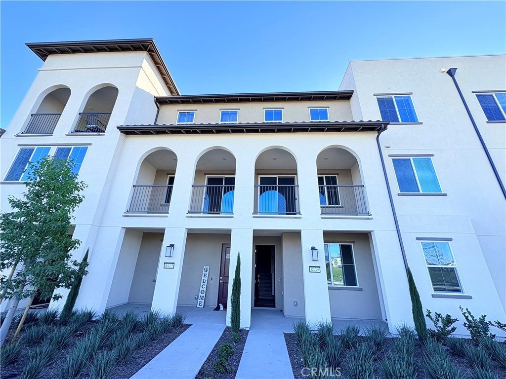 8439 Bickmore Avenue, Chino